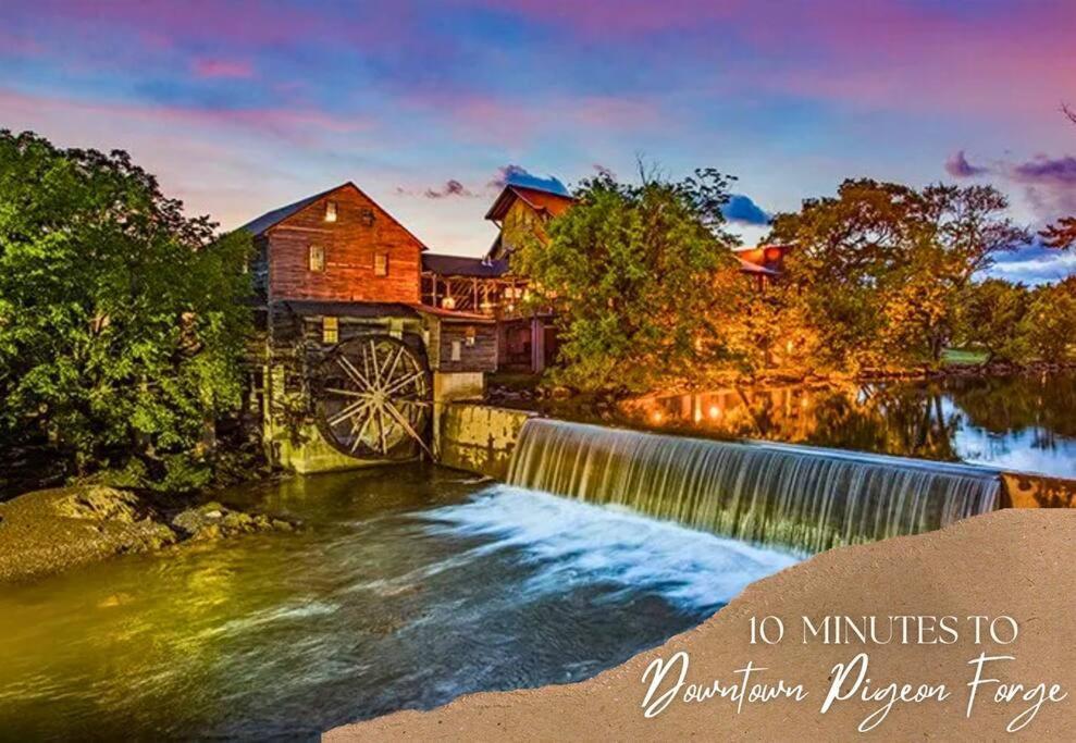 Willow Trace: Family Retreat, Hot Tub, Gaming! Pigeon Forge Exterior photo